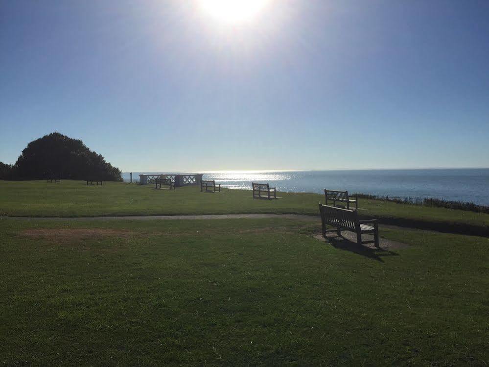 The View Hotel Folkestone, A Member Of Radisson Individuals Экстерьер фото