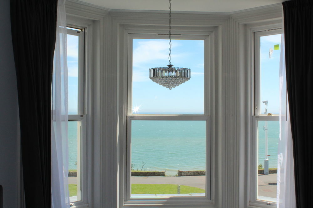 The View Hotel Folkestone, A Member Of Radisson Individuals Экстерьер фото